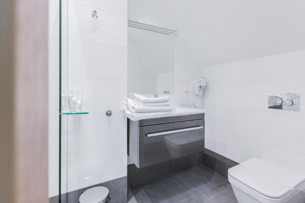 Hotel Salve Glogowek Екстериор снимка