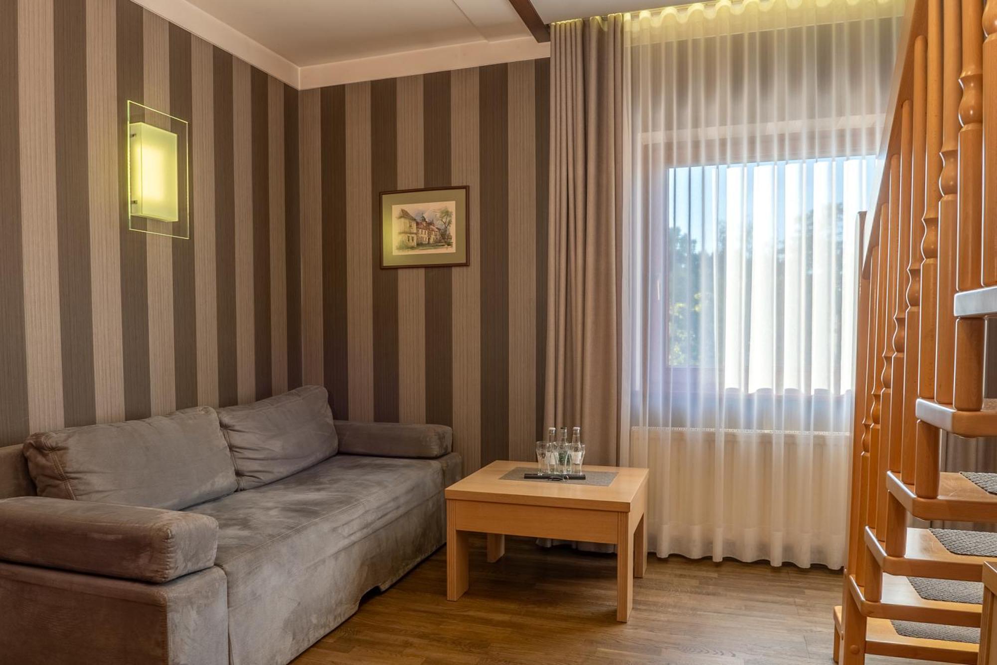 Hotel Salve Glogowek Екстериор снимка