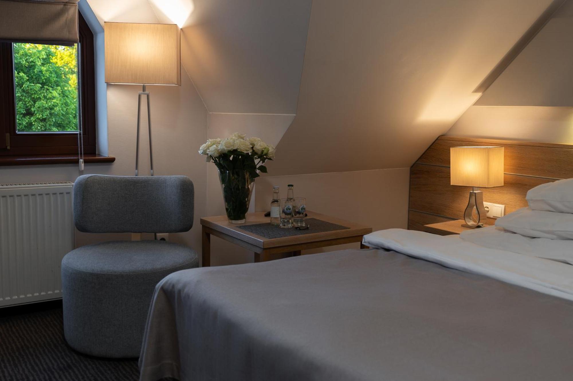 Hotel Salve Glogowek Екстериор снимка