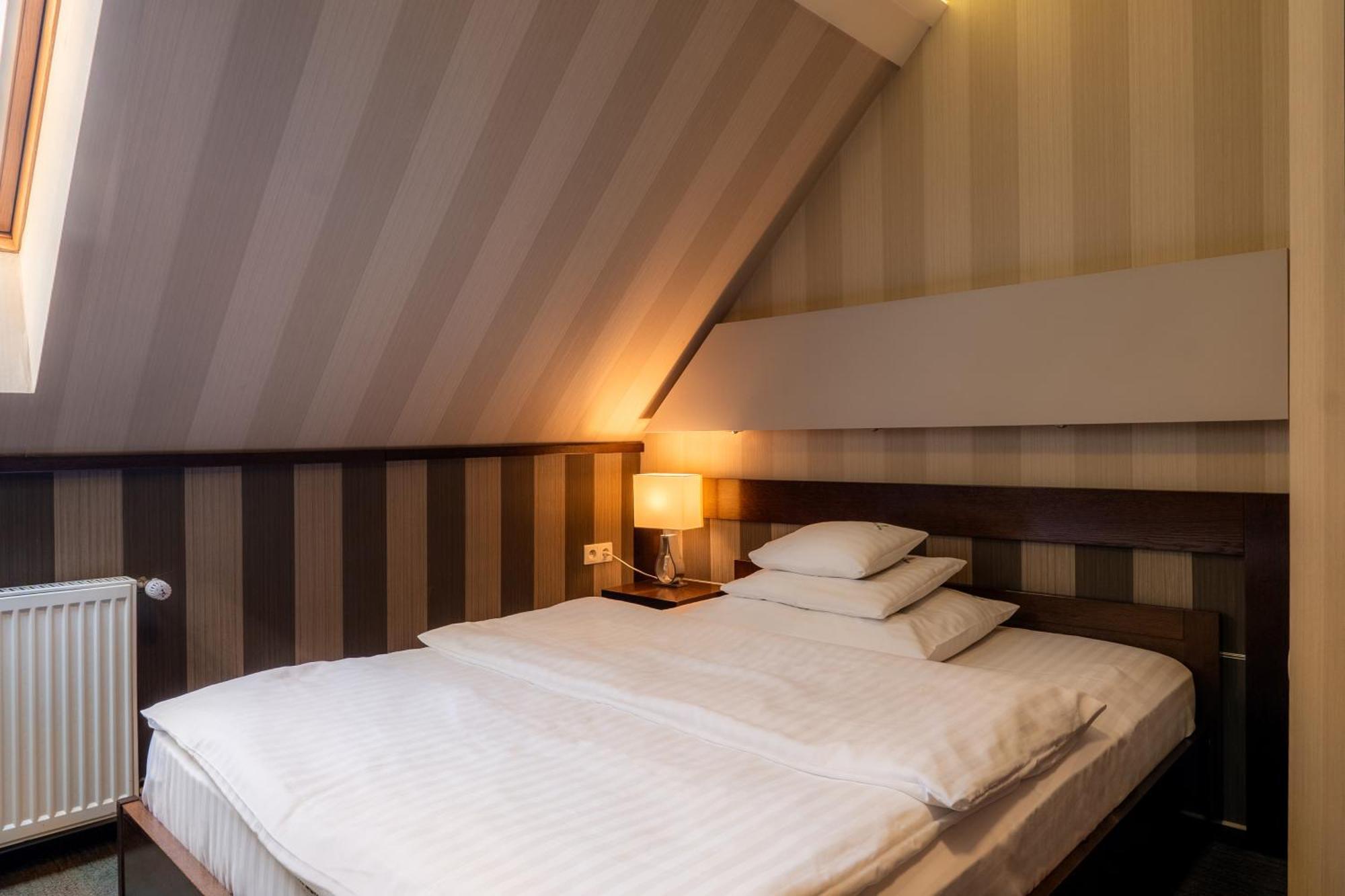 Hotel Salve Glogowek Екстериор снимка